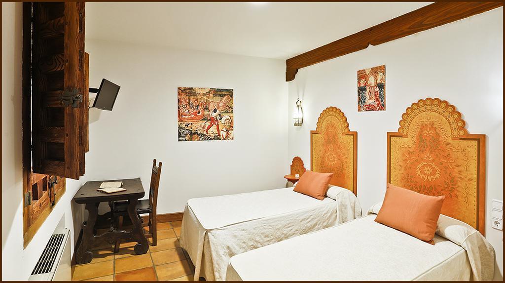 Posada Del Tio Juanon Navalcarnero Zimmer foto