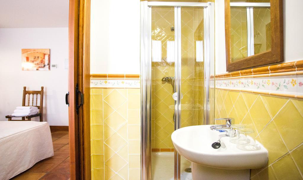 Posada Del Tio Juanon Navalcarnero Zimmer foto